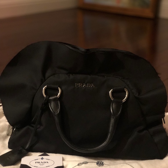 Prada - Picture 8 of 10